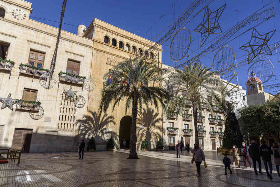 Alicante - Elche 04 - plaza de Baix.jpg